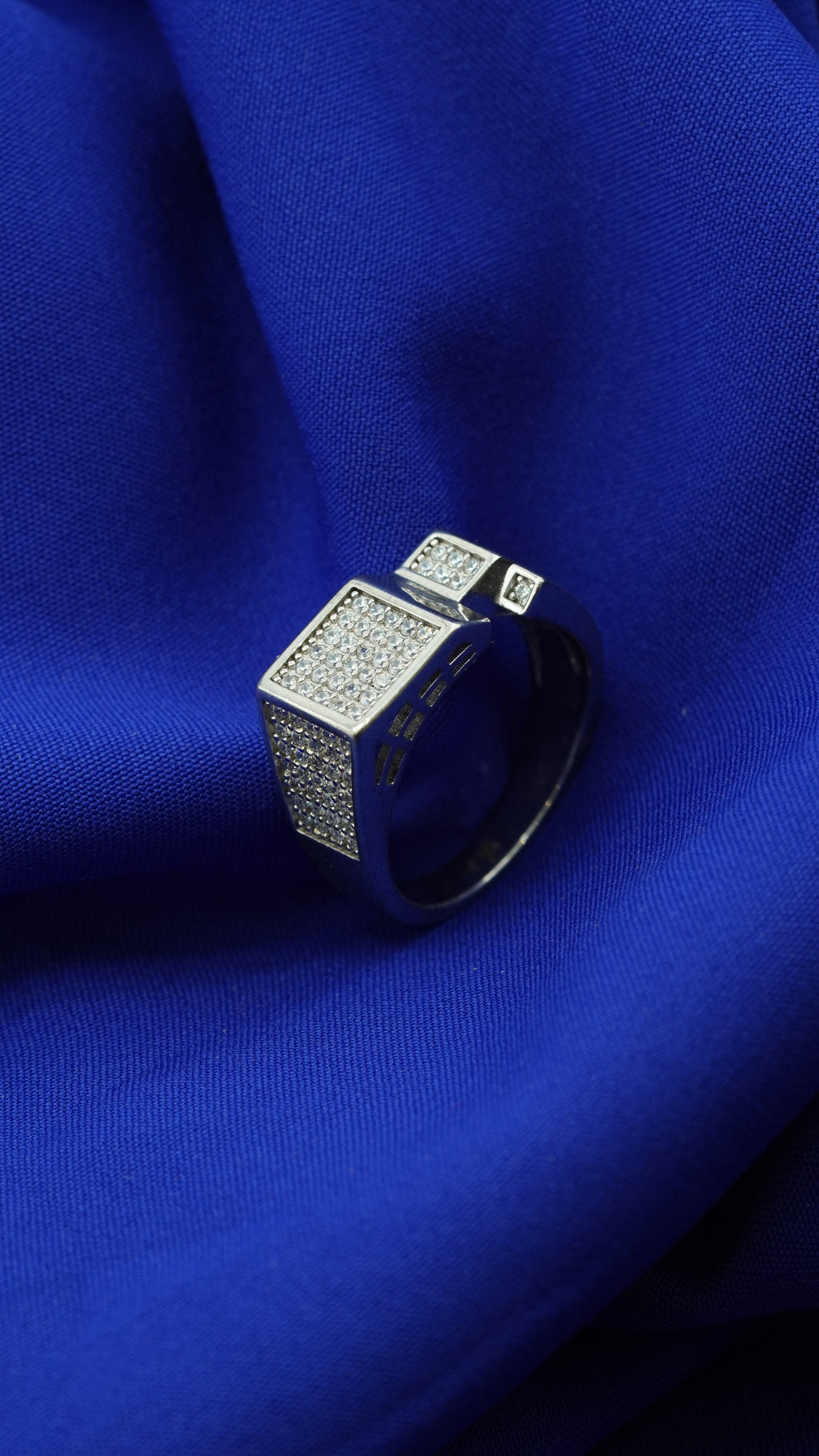 Midnight Titan Ring