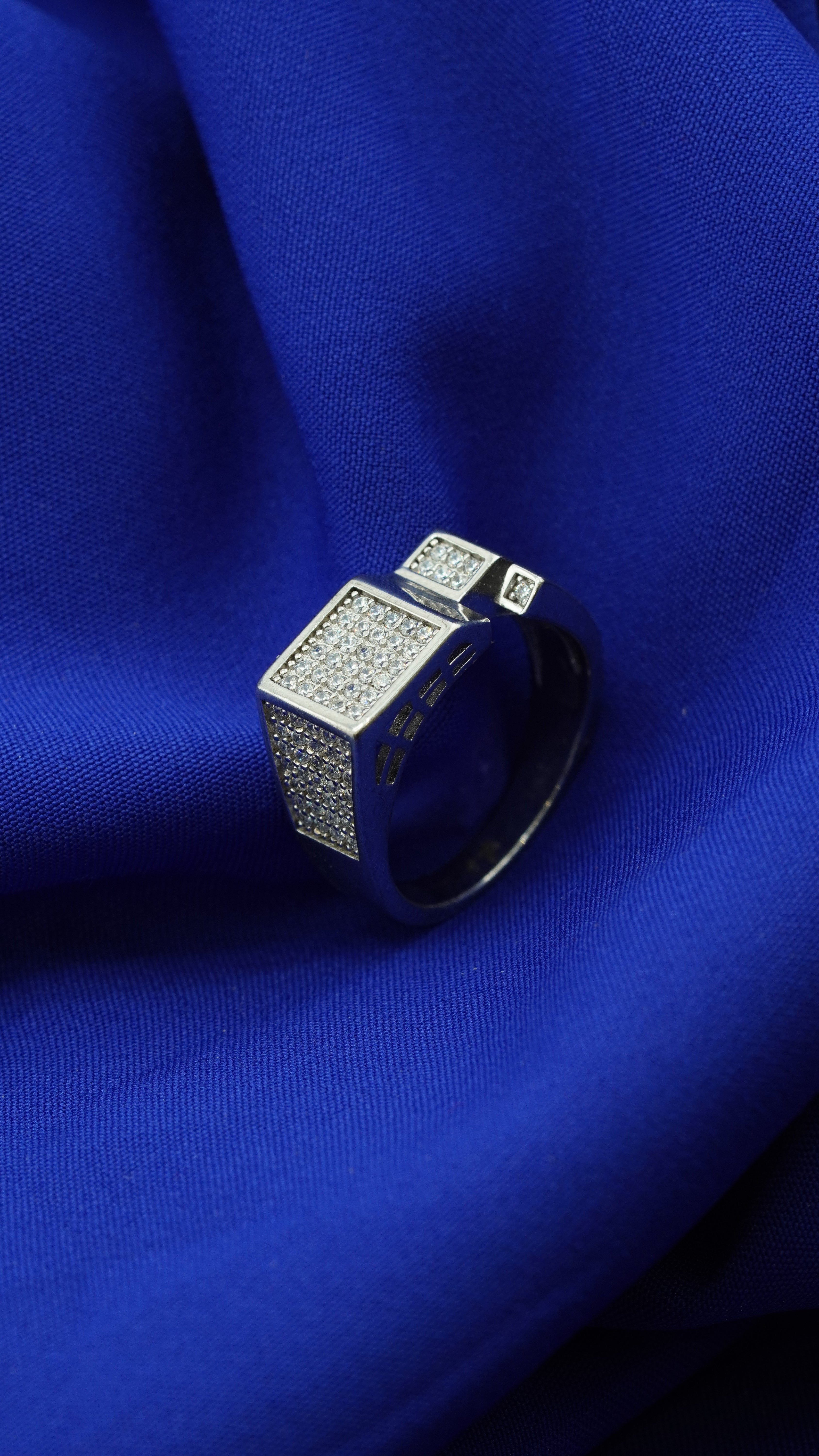 Midnight Titan Ring