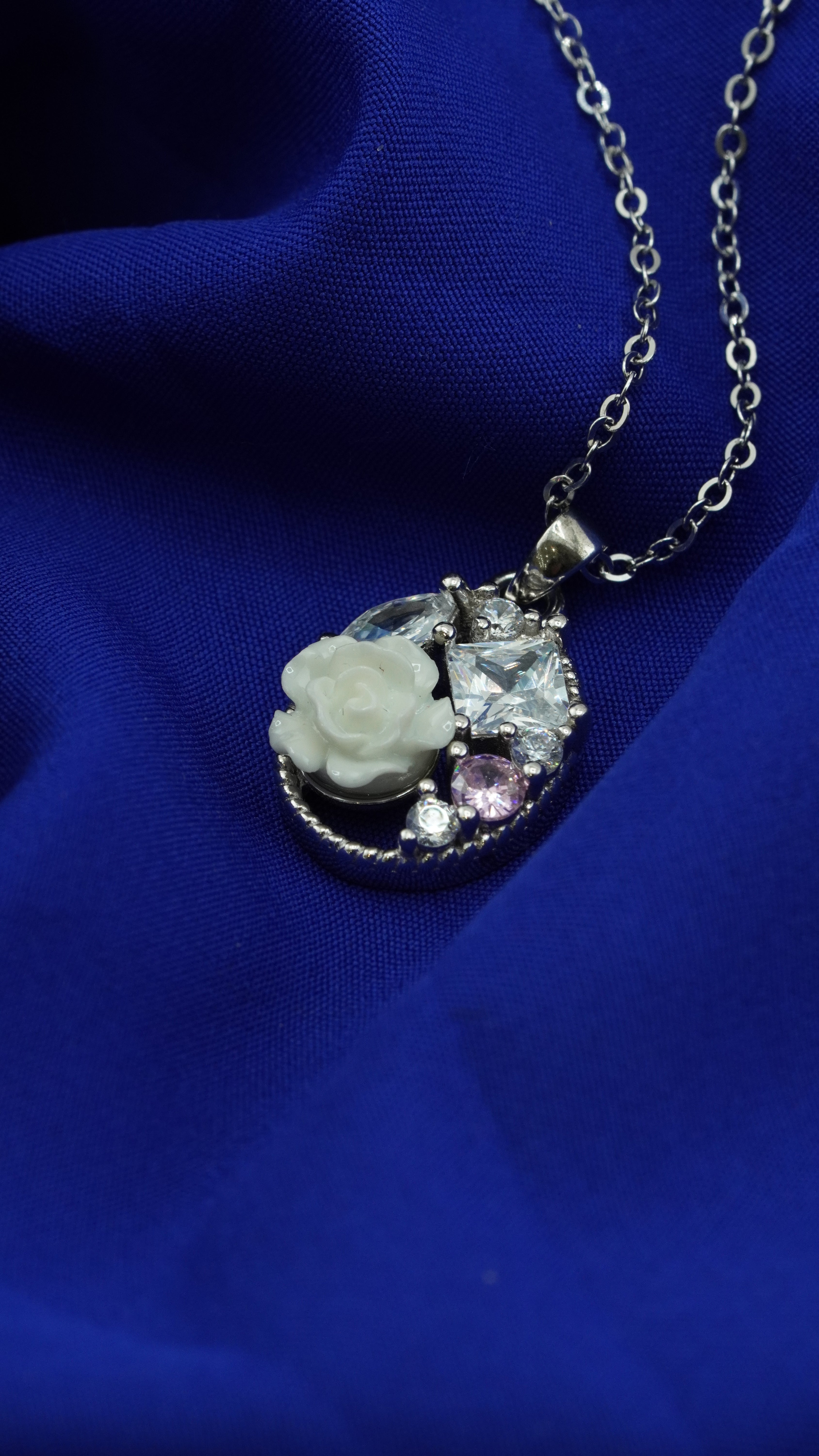Silver Bloom Pendant