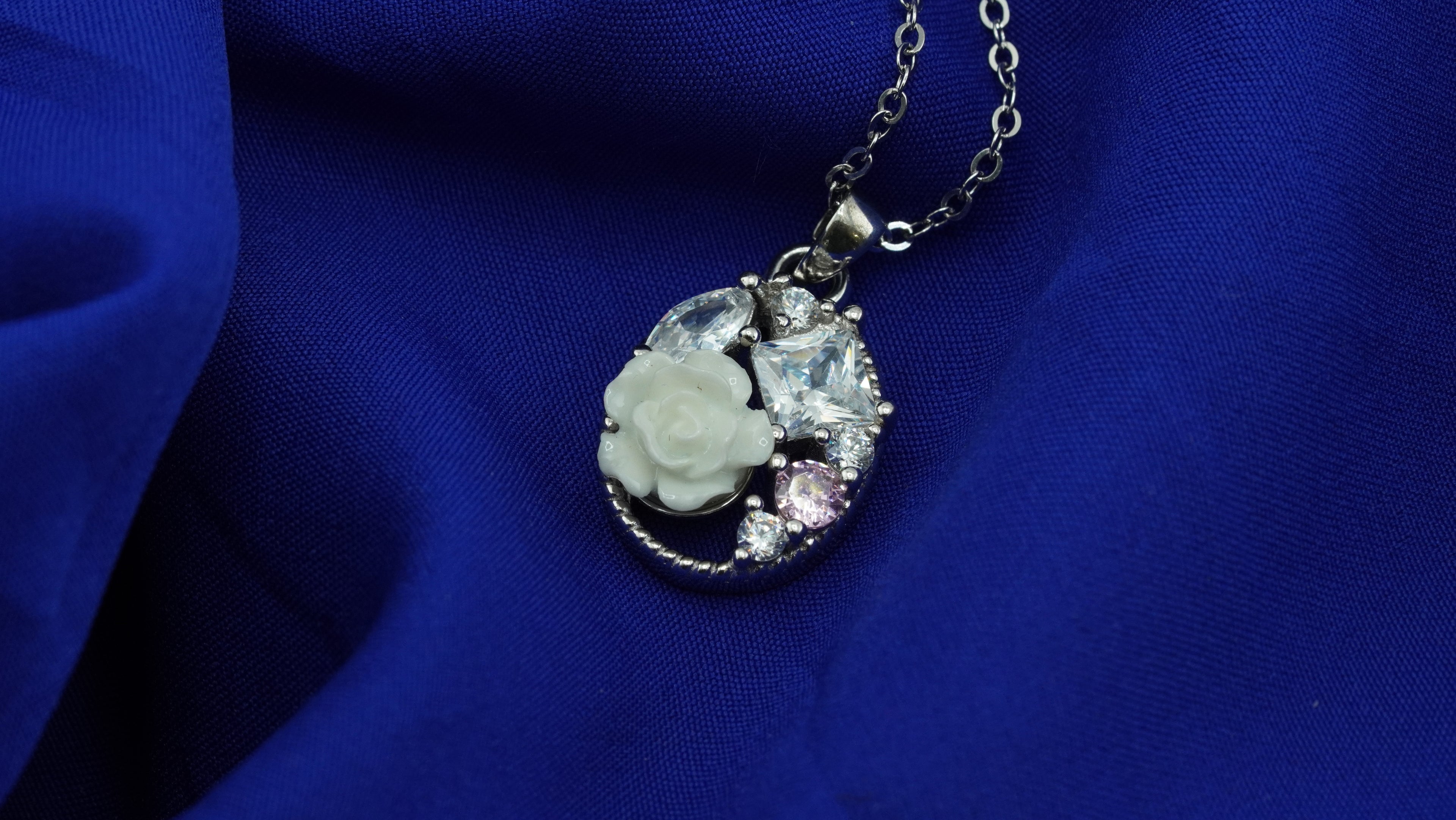 Silver Bloom Pendant