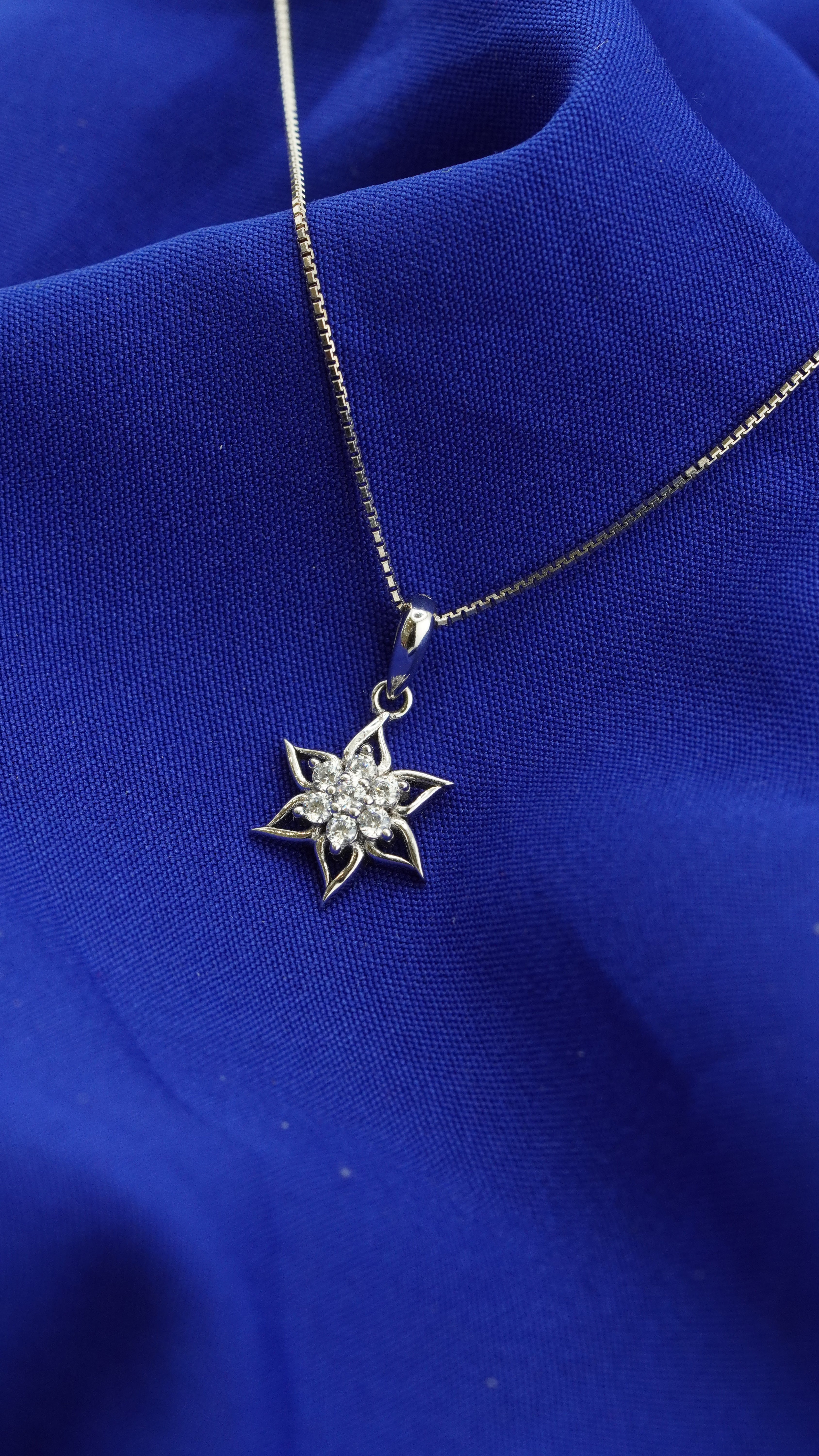 Starflare Pendant