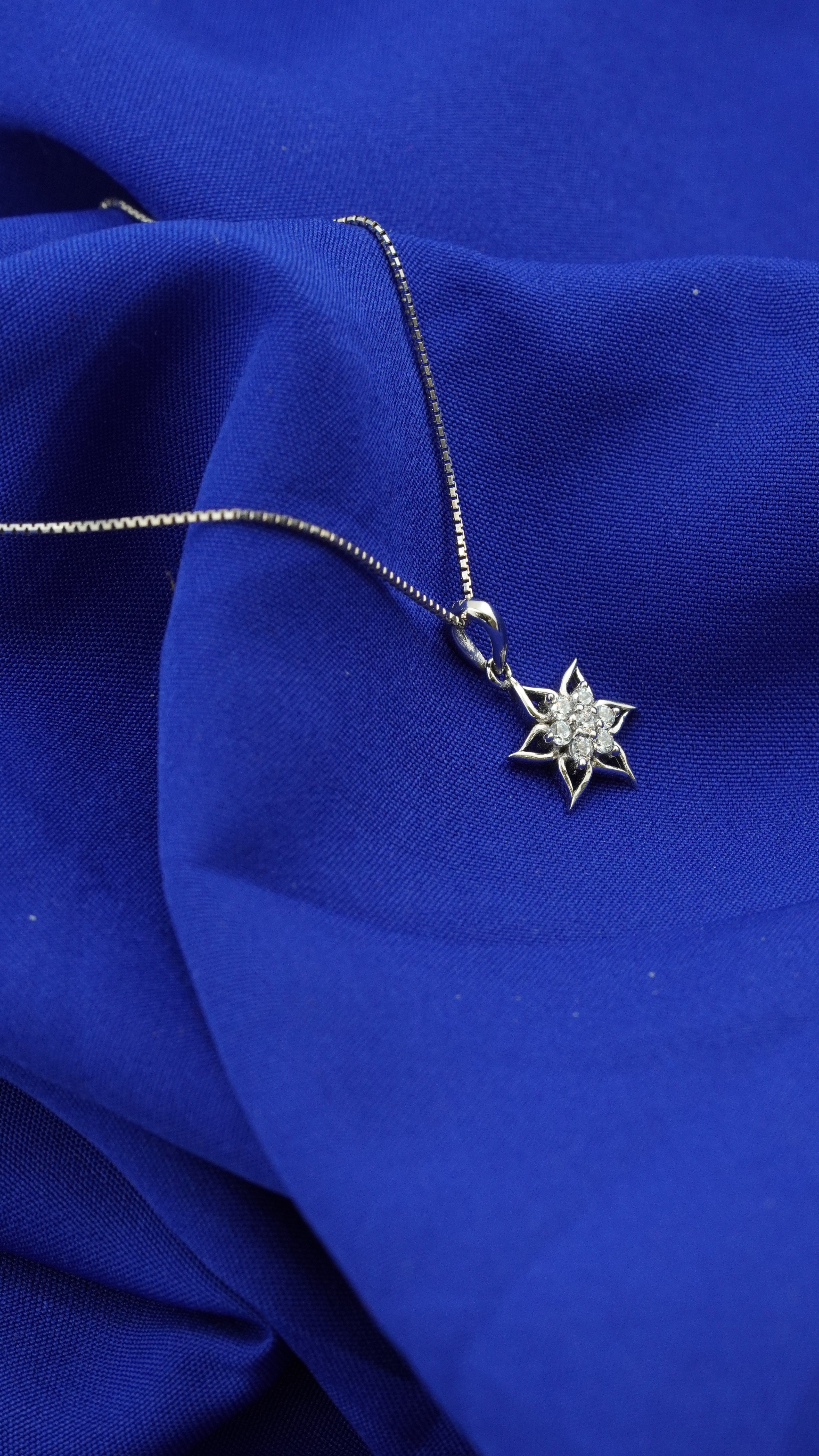 Starflare Pendant