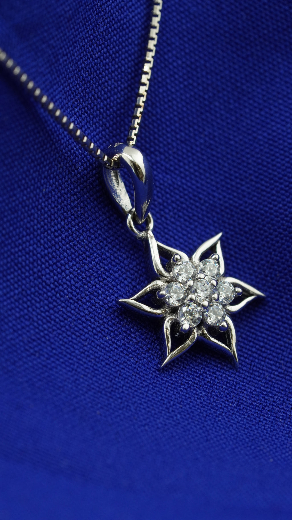 Starflare Pendant
