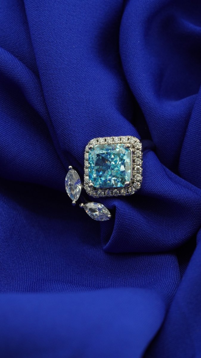 Aqua Bloom Brooch - D KHUSHALBHAI JEWELLERS
