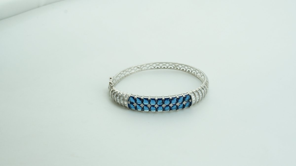 Blue Harmony Bracelet - D KHUSHALBHAI JEWELLERS