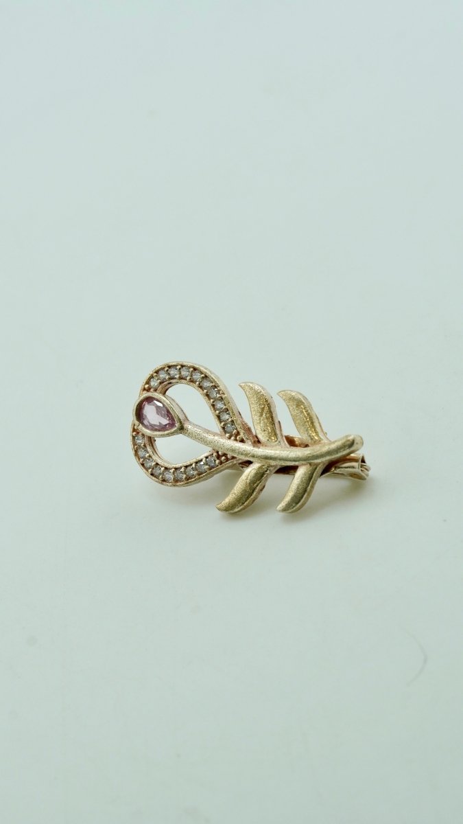 Blush Leaf Brooch - D KHUSHALBHAI JEWELLERS