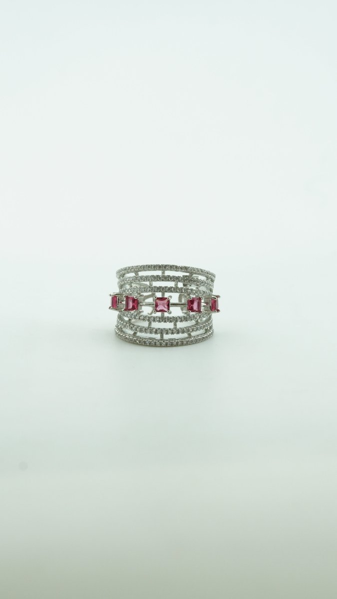 Broochk Treasure Ring - D KHUSHALBHAI JEWELLERS