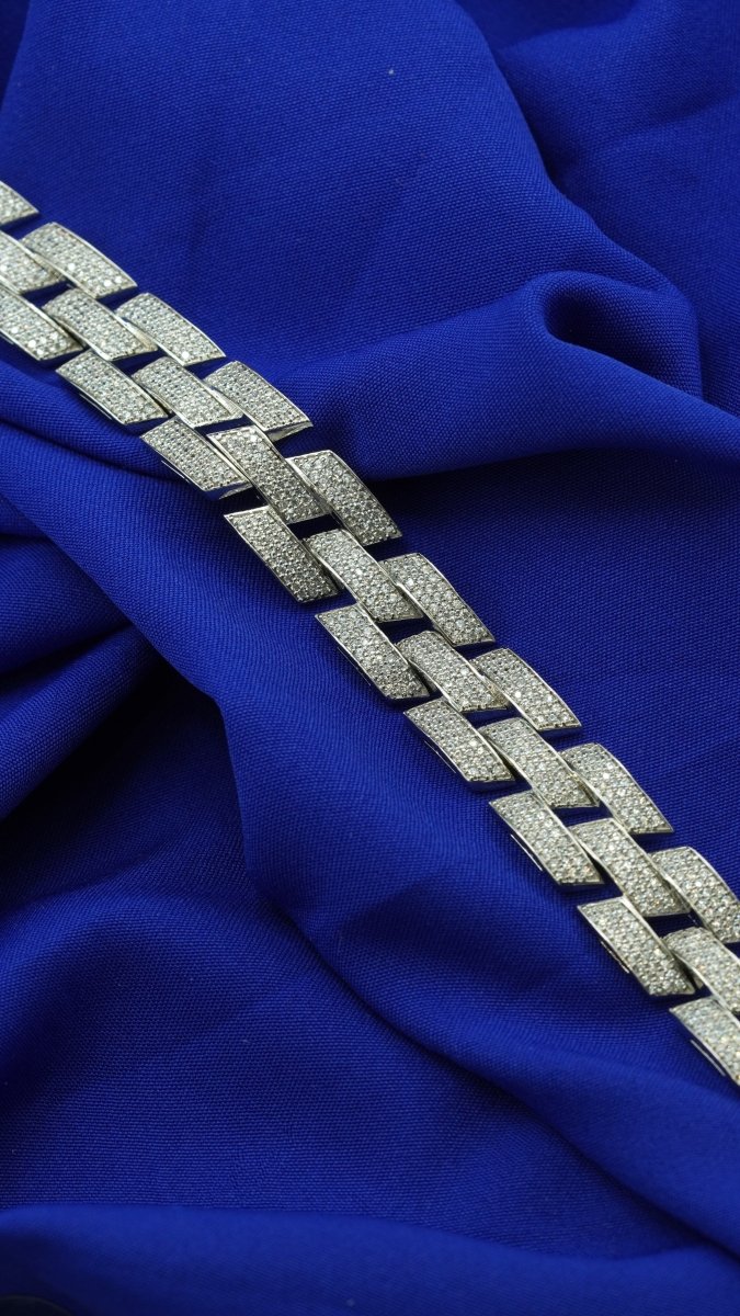 Crown Ice Bracelet - D KHUSHALBHAI JEWELLERS