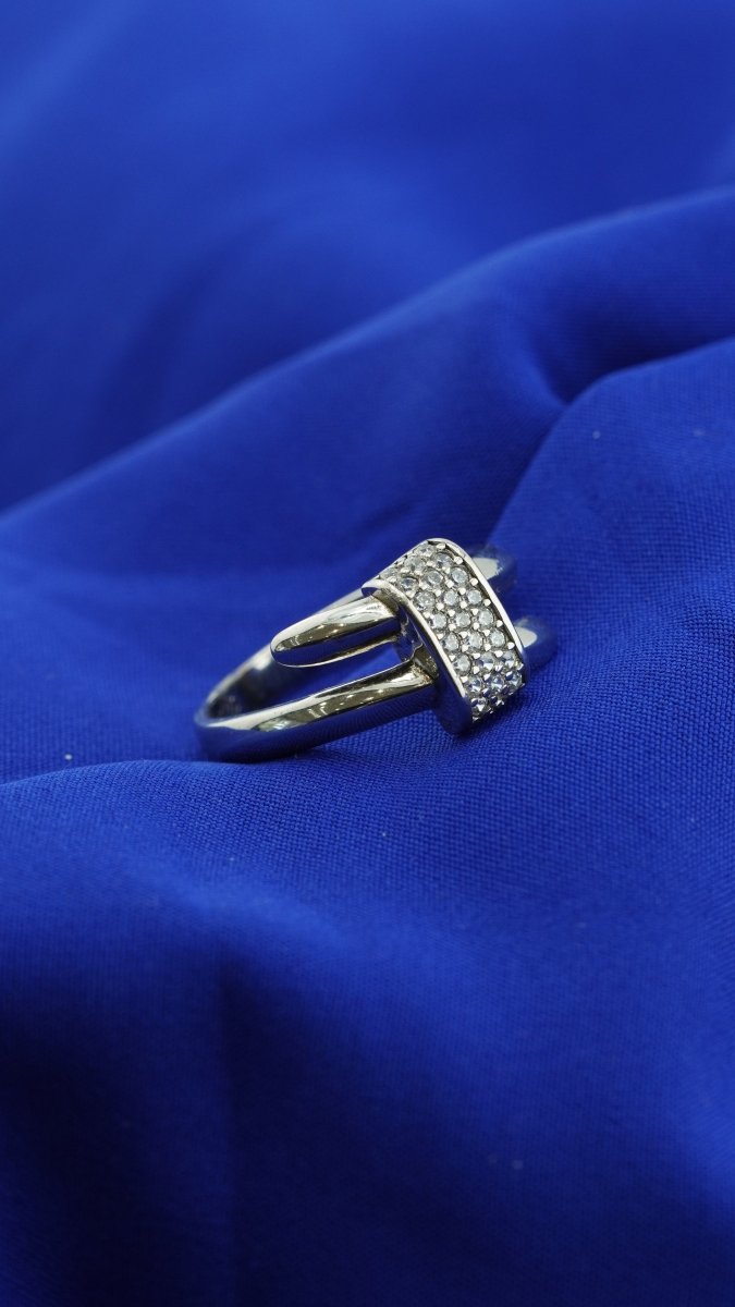 Crystal Curve Ring - D KHUSHALBHAI JEWELLERS