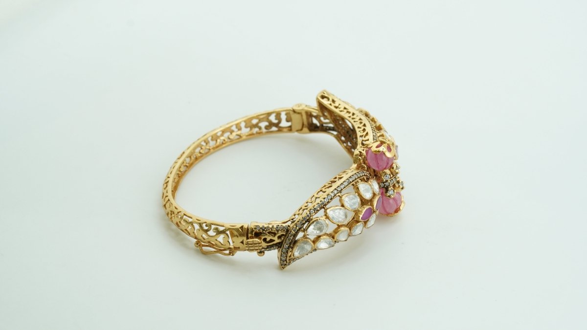 Floral Bloom Bracelet - D KHUSHALBHAI JEWELLERS