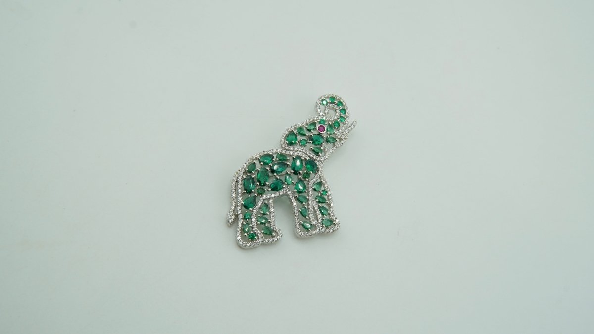 Green Elephant Brooch - D KHUSHALBHAI JEWELLERS