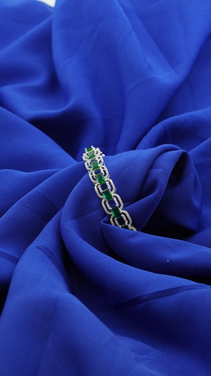 Green Majesty bracelet - D KHUSHALBHAI JEWELLERS