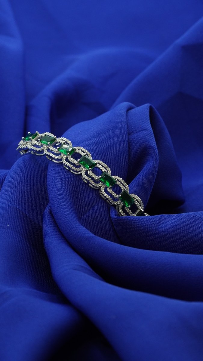 Green Majesty bracelet - D KHUSHALBHAI JEWELLERS