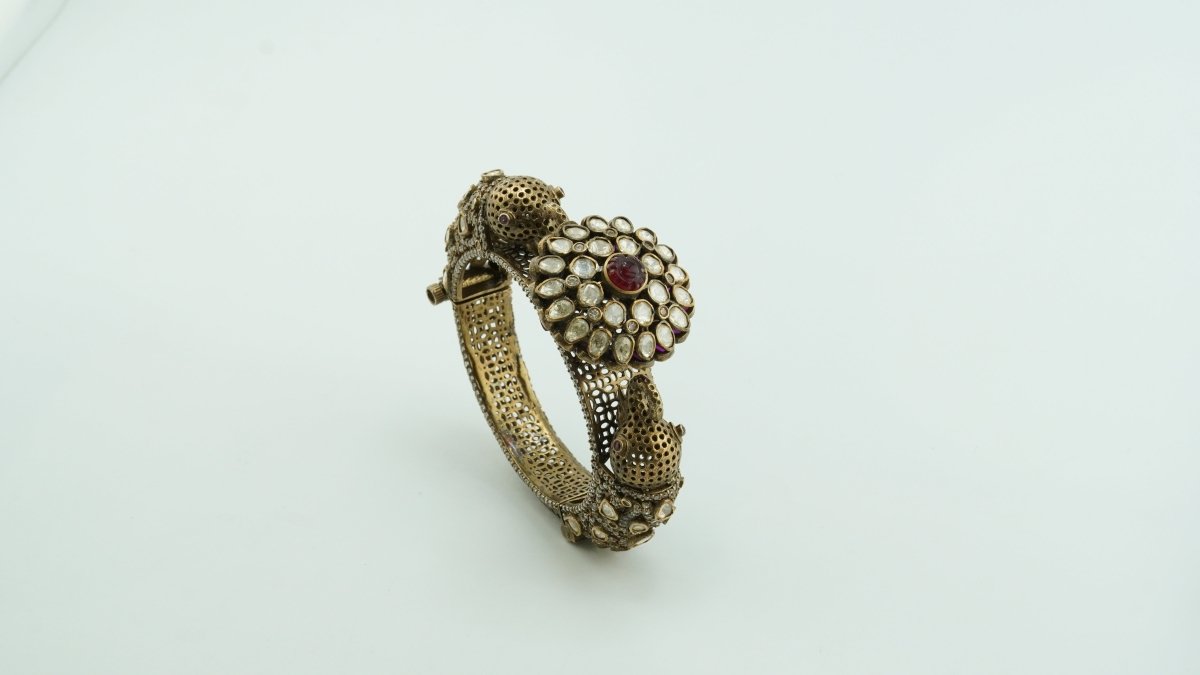 Heritage Beast Bracelet - D KHUSHALBHAI JEWELLERS