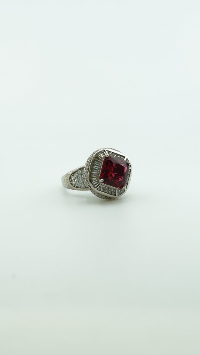 Imperial Red Ring - D KHUSHALBHAI JEWELLERS