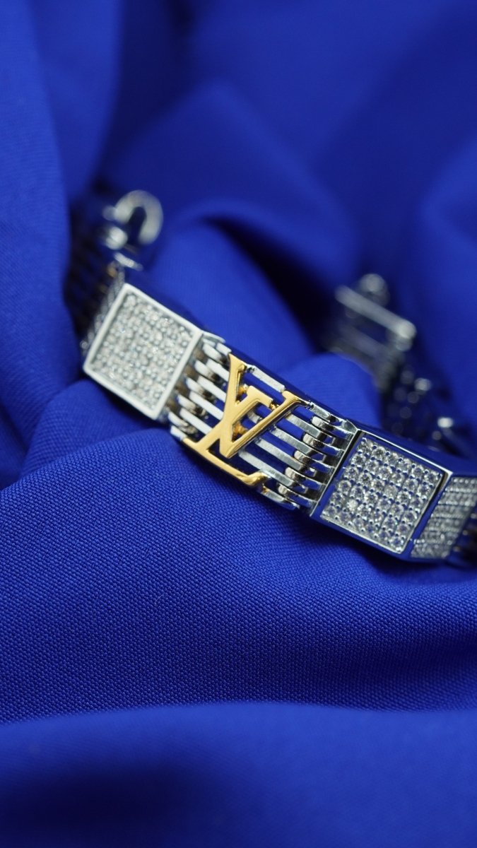 Monarch Elite Bracelet - D KHUSHALBHAI JEWELLERS
