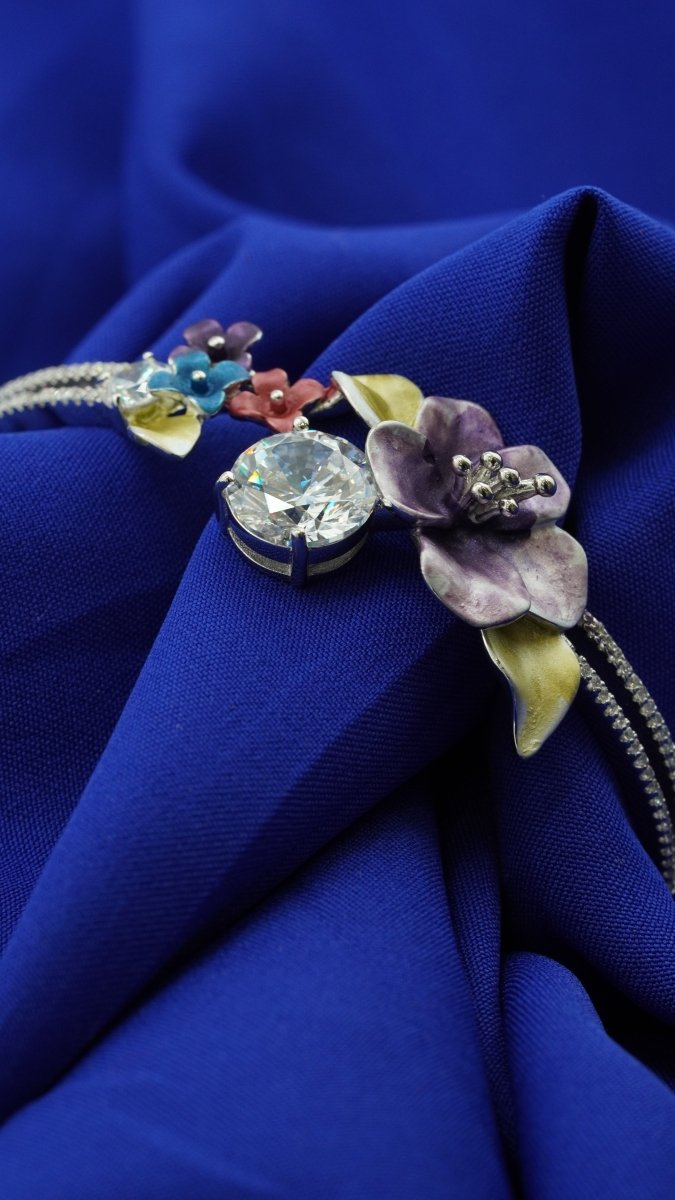 Moonflower Bracelet - D KHUSHALBHAI JEWELLERS