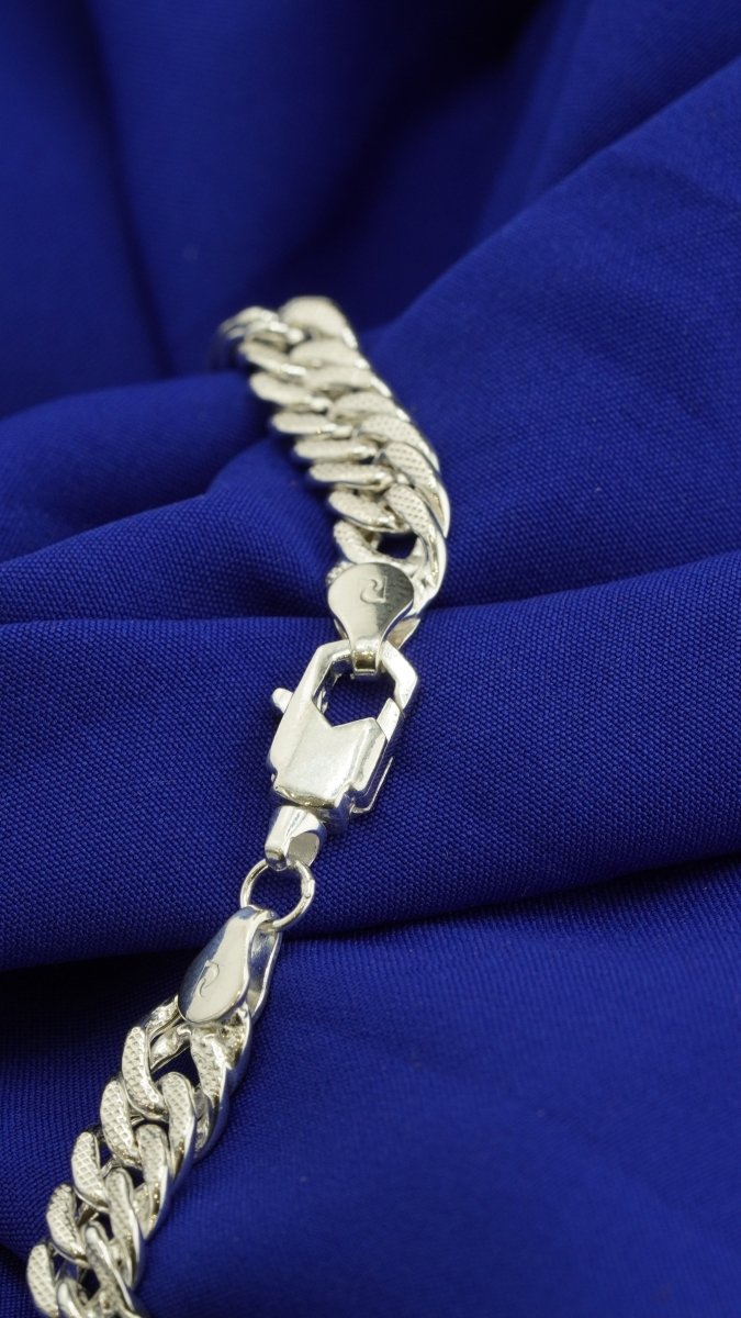 Noble Figaro Bracelet - D KHUSHALBHAI JEWELLERS
