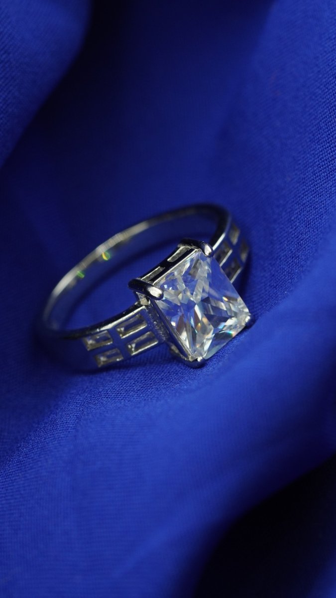 Princess Glow Ring - D KHUSHALBHAI JEWELLERS