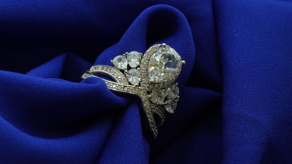Queen’s Garden Ring - D KHUSHALBHAI JEWELLERS