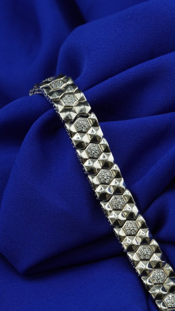 Royal Hive Bracelet - D KHUSHALBHAI JEWELLERS