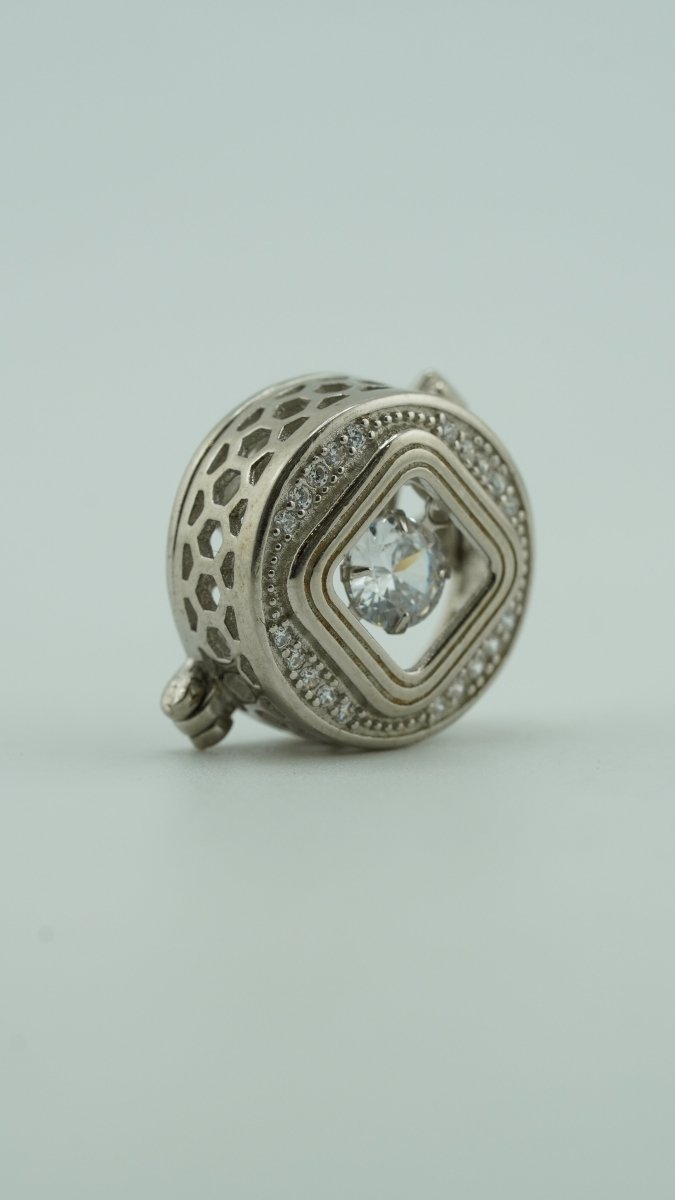 Silver Orbit Brooch - D KHUSHALBHAI JEWELLERS