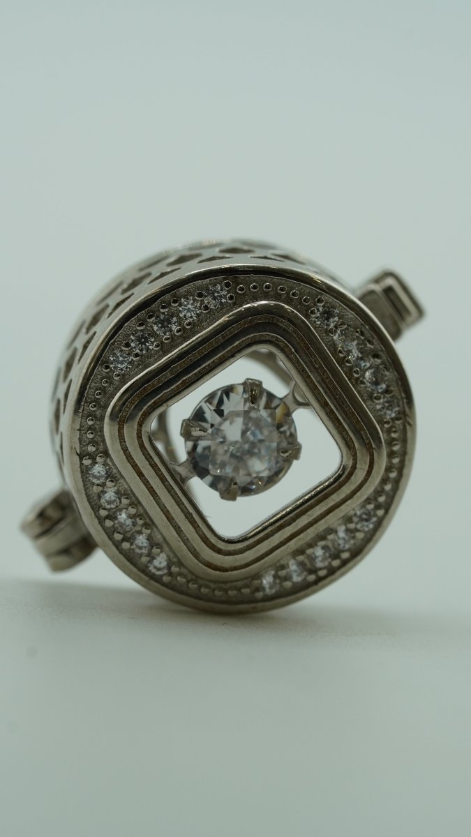 Silver Orbit Brooch - D KHUSHALBHAI JEWELLERS