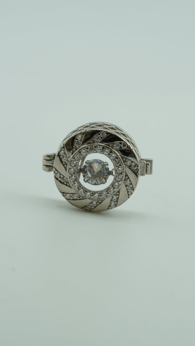 Silver Radiance Brooch - D KHUSHALBHAI JEWELLERS