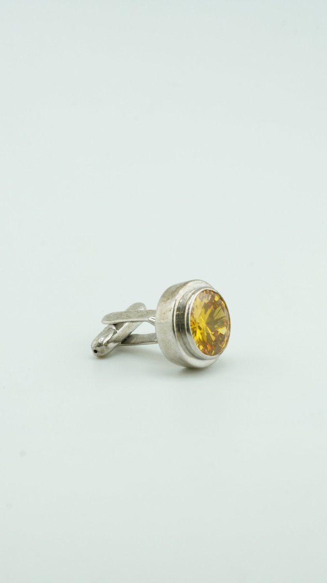 Sun Glow Brooch - D KHUSHALBHAI JEWELLERS