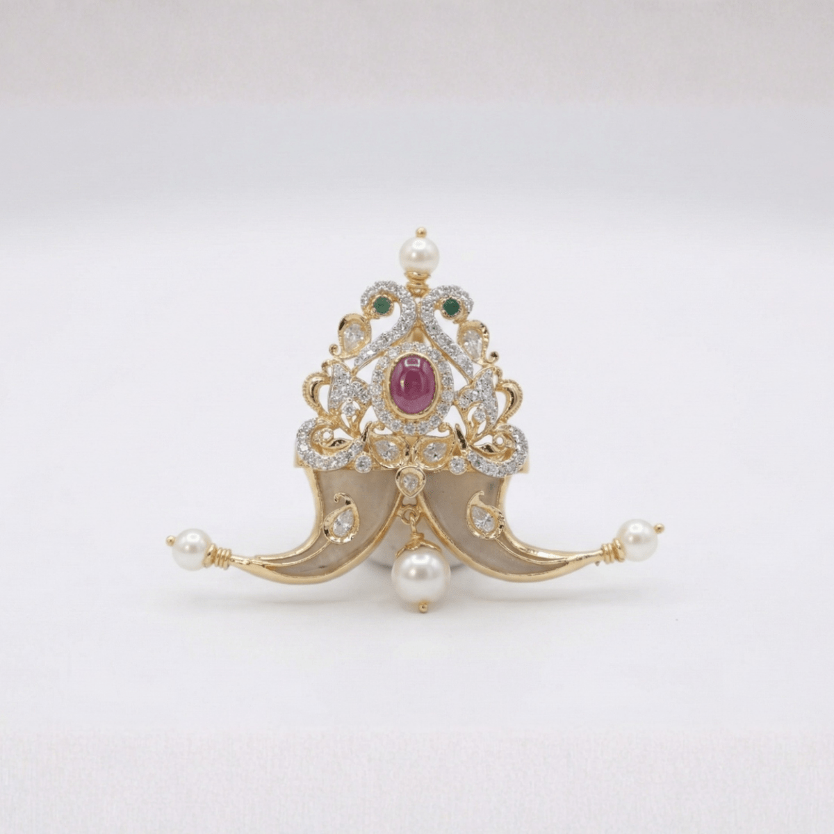 The Rajnidhi Crescent Pendant - D KHUSHALBHAI JEWELLERS