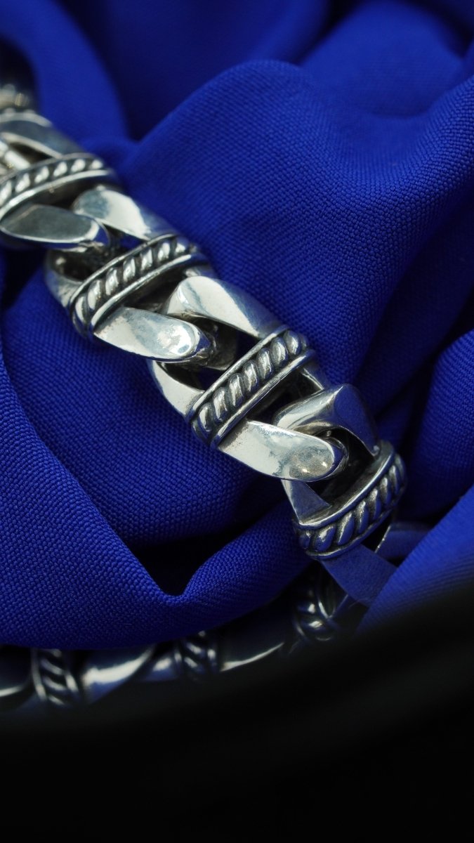 Titan Chain Bracelet - D KHUSHALBHAI JEWELLERS