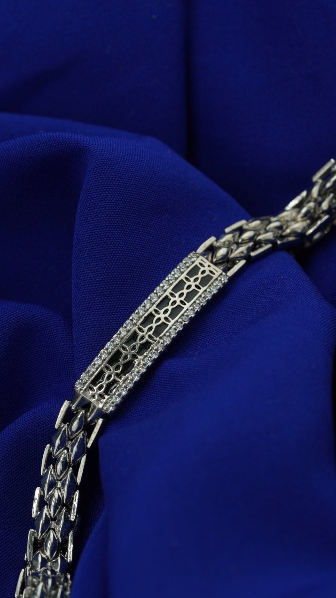 Titan Noir Bracelet - D KHUSHALBHAI JEWELLERS