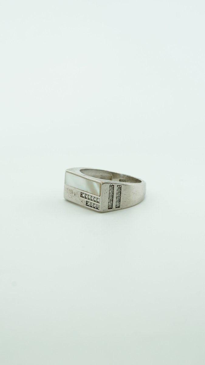 Titan Signet Ring - D KHUSHALBHAI JEWELLERS