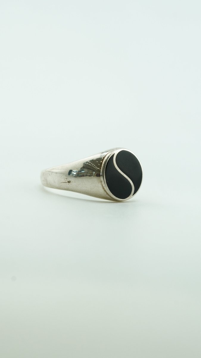 Yin Noir Ring - D KHUSHALBHAI JEWELLERS